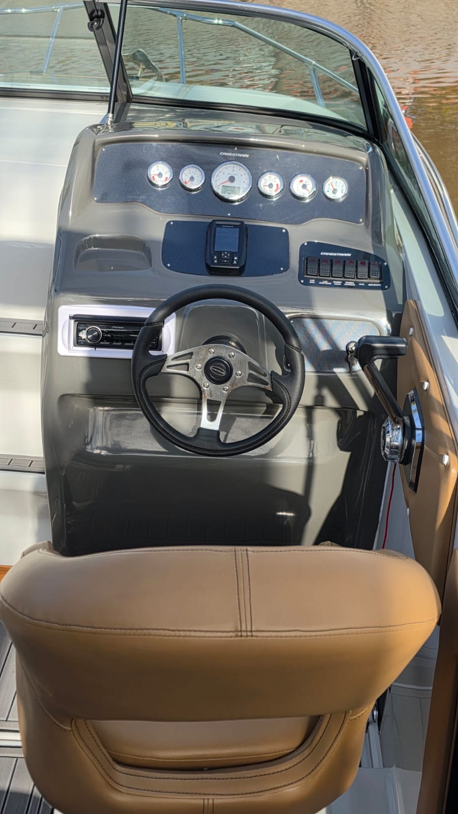 Canestrari Cuddy 225 2022 Volvo 250 hp DP